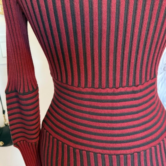 NWT KNITZ For LOVE & LEMONS SWITCH STRIPED Deep V-Neck Mini Ribbed Dress 151 - Picture 4 of 11
